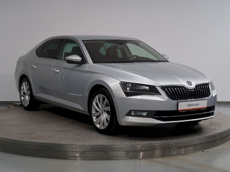 Škoda Superb (2019) STYLE 2.0TDI 140KW 4x4 DSG WEB - fotka 6 z 42