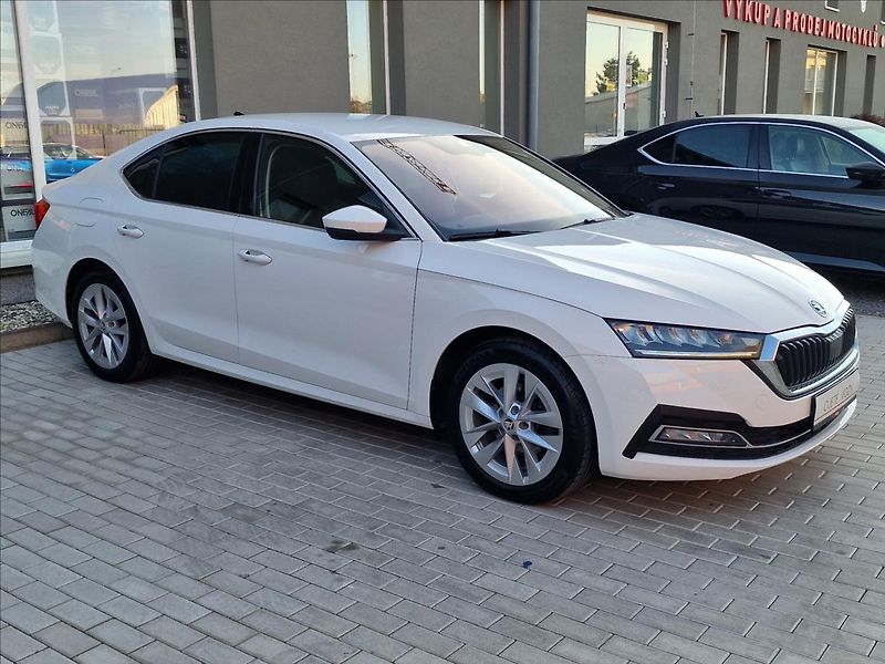 Škoda Octavia 2.0 TDI Style,původ ČR,1.Maj. - fotka 2 z 49