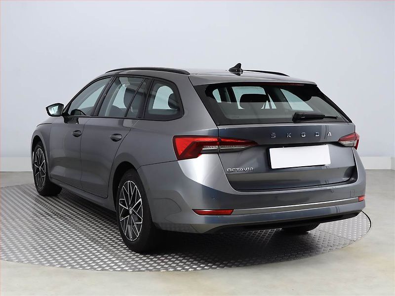 Škoda Octavia (2023) 1.5 TSI - fotka 4 z 18