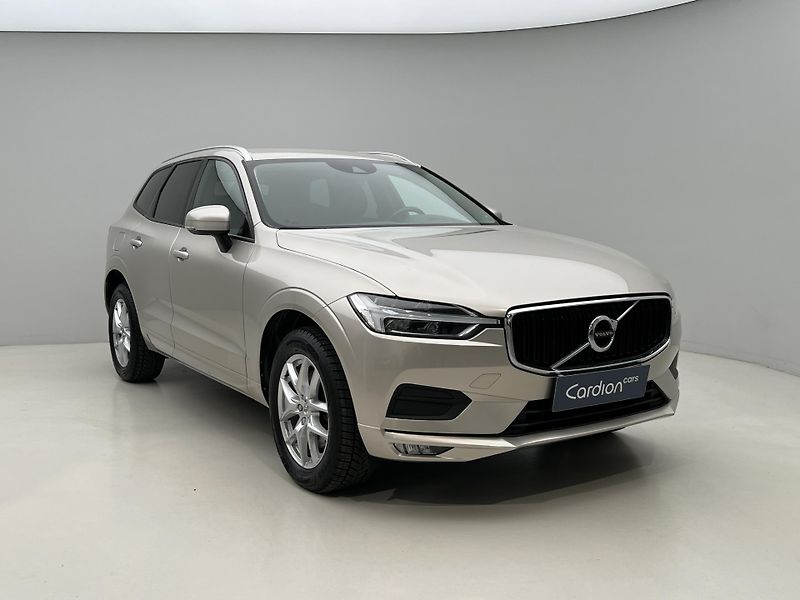 Volvo XC60 D4 AWD MOMENTUM AUT CZ - fotka 8 z 39