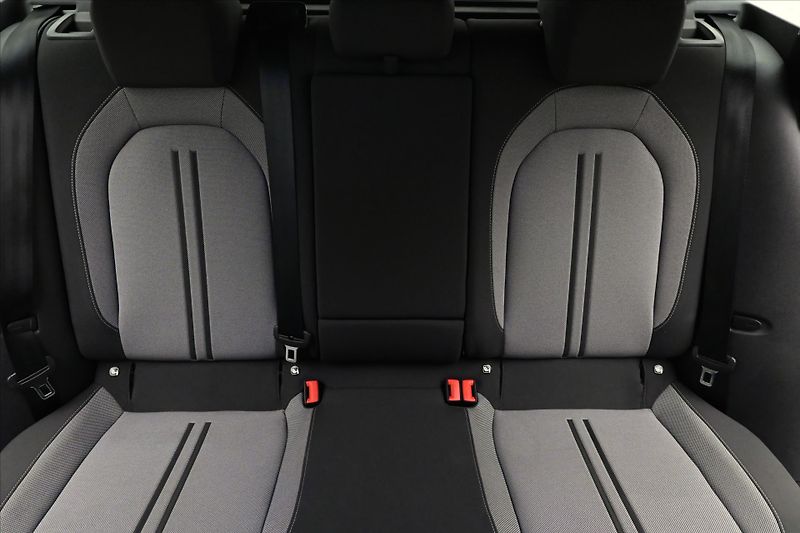 Seat Leon 2,0 TDI 110 kW DSG Style Záruk - fotka 27 z 30