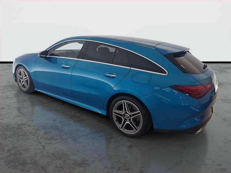 Mercedes-Benz CLA (2024) 180 - fotka 4 z 17