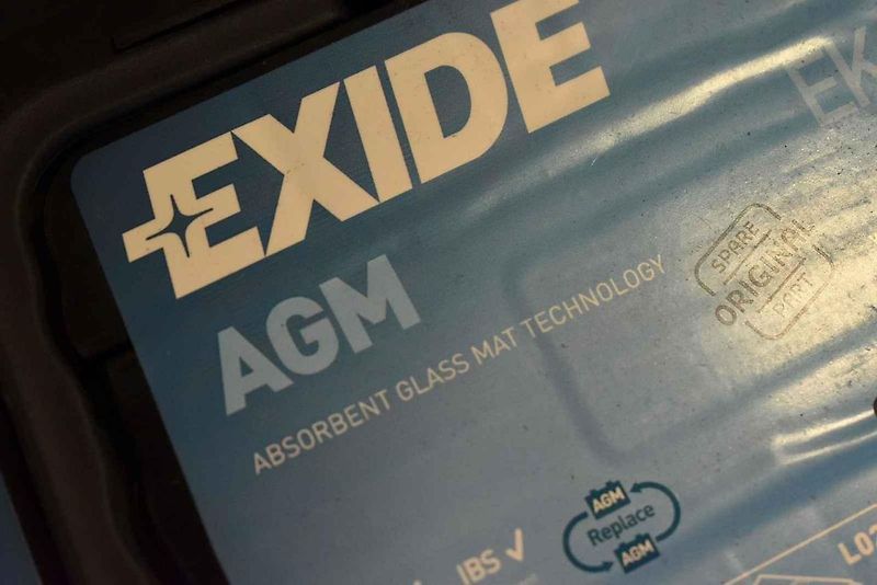 Autobaterií existují desítky typů - ilustrační foto
