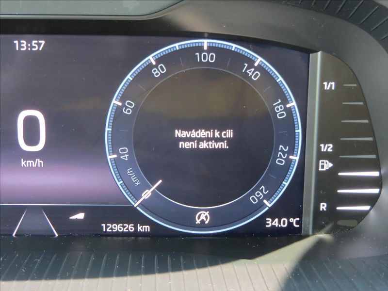 Škoda Octavia 2,0 TDI Style ČR - fotka 23 z 26