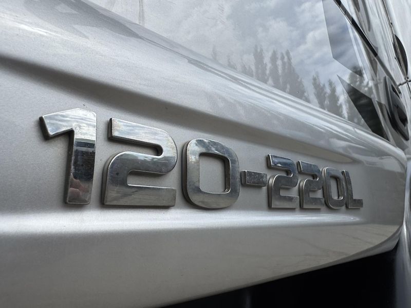 Iveco Eurocargo (2019) 120E22 EL - shrnovačka - vrata - fotka 5 z 32