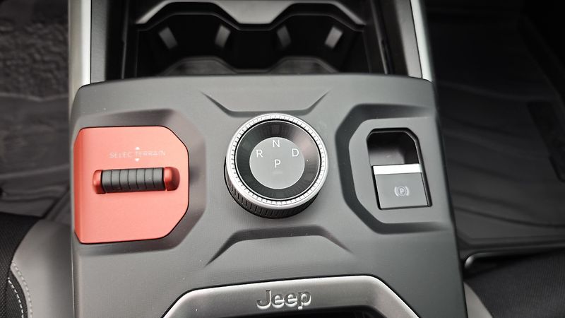 Jeep Compass (2026) First Edition  hybrid 145PS AT - fotka 15 z 31