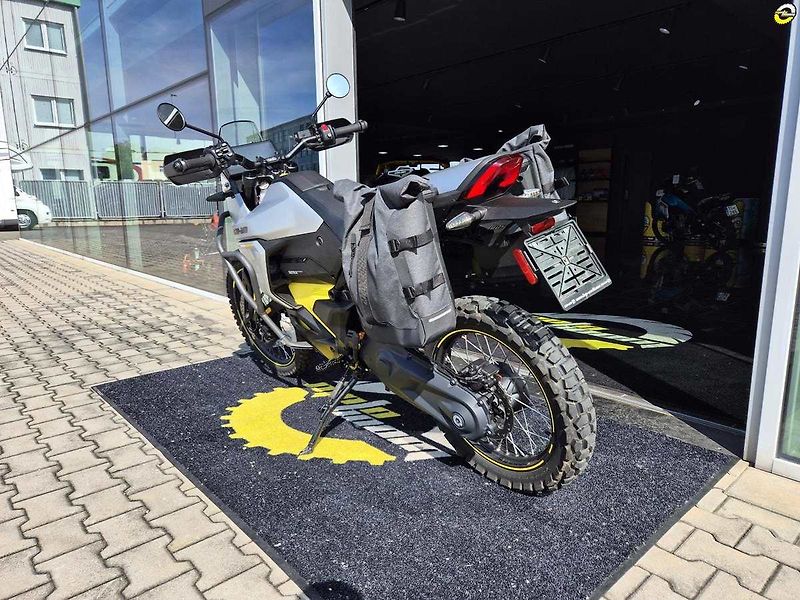 Can-Am (2025) ORIGIN 73' 35kW - fotka 6 z 23