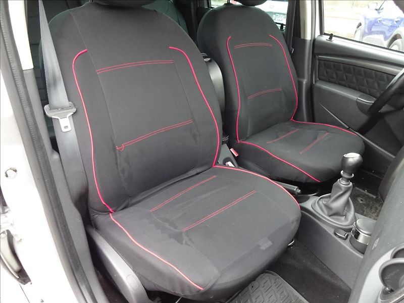 Dacia Duster 1,5 DCi 80kW 4X4 - fotka 29 z 45