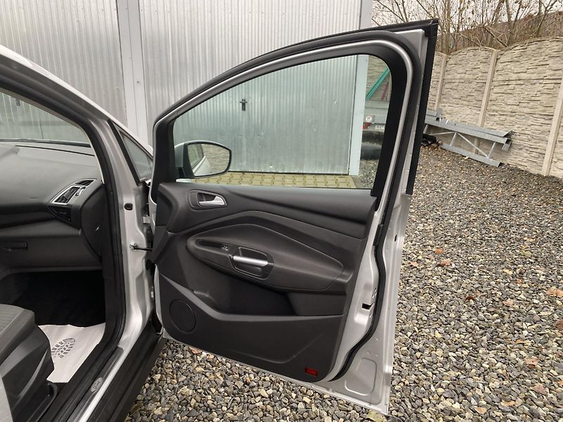 Ford C-MAX 1.5TDC-i 120PS NEW MODEL NAVI! - fotka 125 z 155