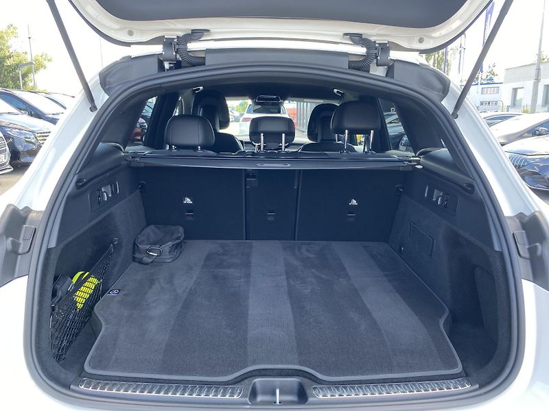Mercedes-Benz GLC 300 de 4M AMG  - fotka 16 z 27