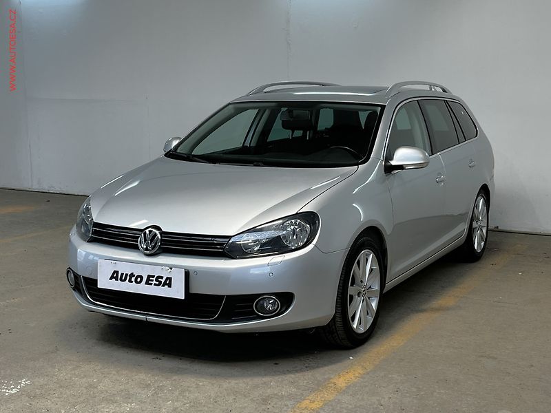 Volkswagen Golf (2010) 1.4 TSi, Highline, panor - fotka 3 z 14