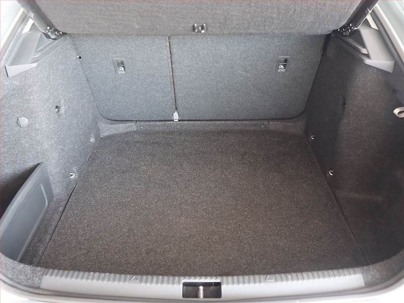 Škoda Octavia (2016) 1.6 TDI, Serv.kniha, Tempomat - fotka 13 z 19