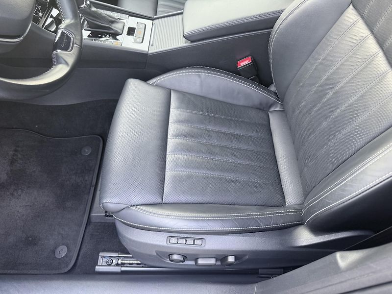 Škoda Superb (2023) 2,0tdi 147kw L&K 4x4 DSG - fotka 47 z 80