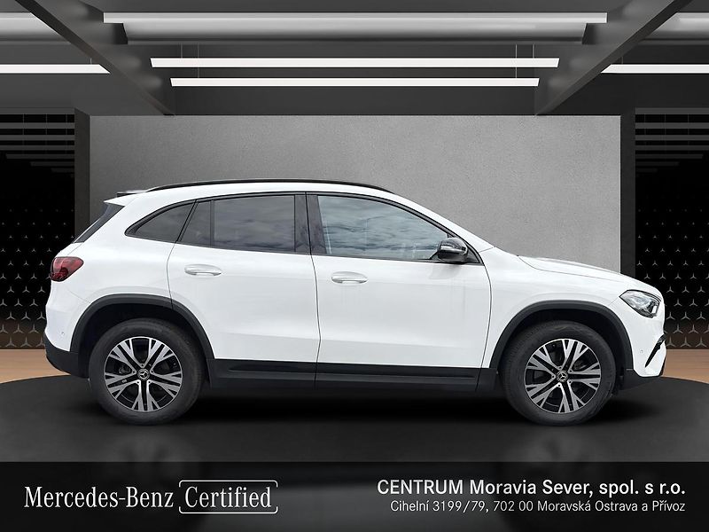 Mercedes-Benz GLA 200d 4MATIC, 1. majitel,CZ - fotka 6 z 17