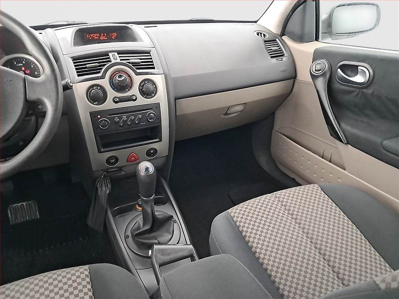 Renault Mégane (2003) 1.6 16V , po STK, Klima - fotka 8 z 14