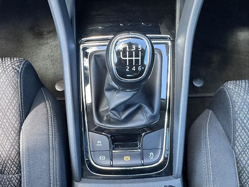 Škoda Karoq 1.5 TSI 110kW Exclusive  - fotka 15 z 19