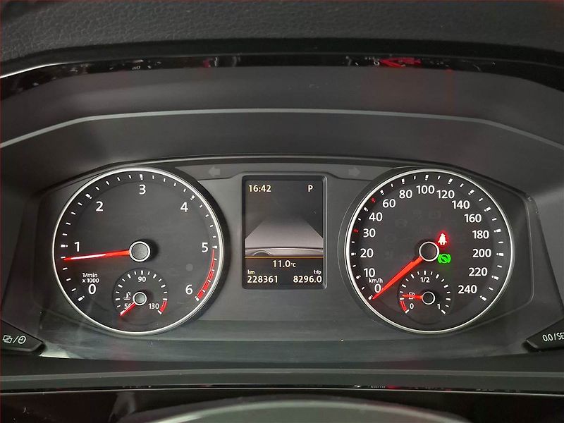 Volkswagen Multivan (2017) Highline 2.0 TDI - fotka 11 z 23