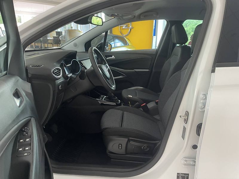 Opel Crossland HIT PLUS 1.2 Turbo 81kW MT6/P0 - fotka 9 z 28