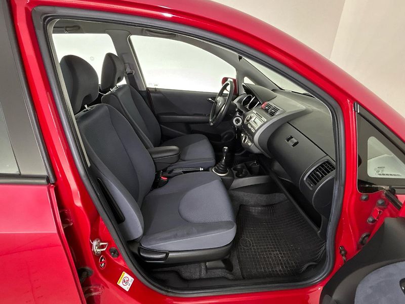 Honda Jazz Hatchback - fotka 9 z 26