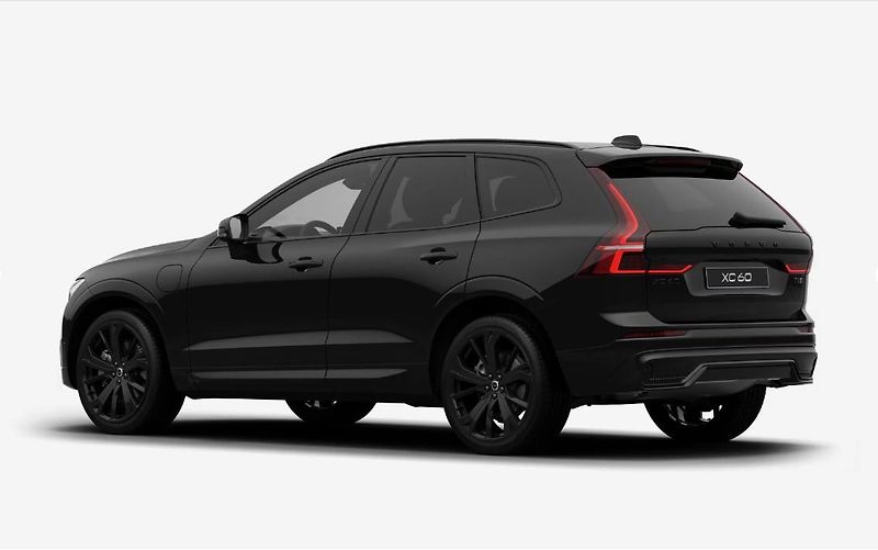 Volvo XC60 (2026) T6 AWD AUT PLUS BLACK EDITION - fotka 6 z 11