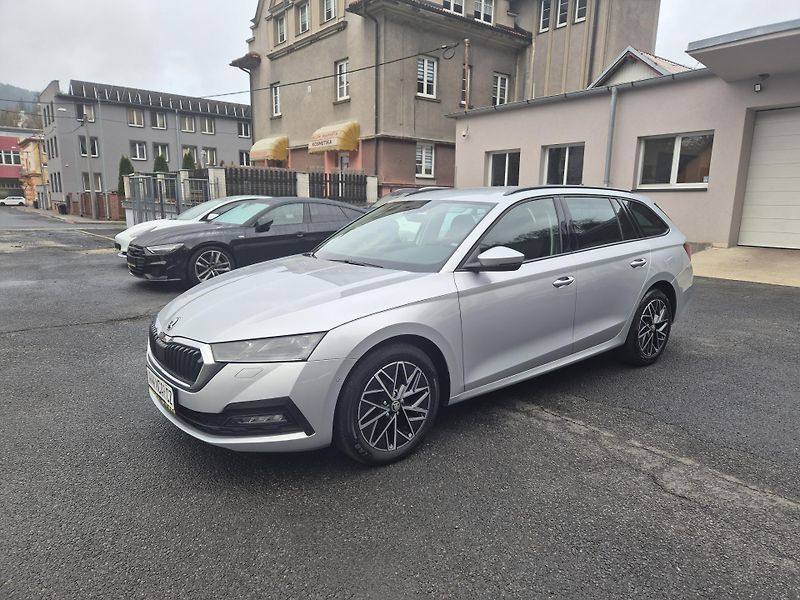 Škoda Octavia ZAMLUVENO ! 2,0TDi 85kw 17ALU - fotka 2 z 46