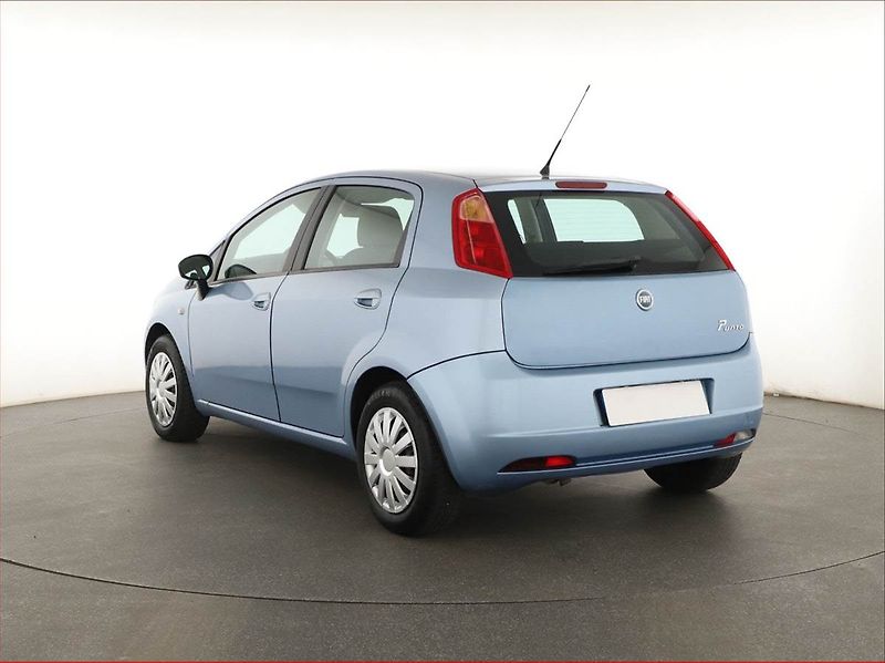 Fiat Punto (2006) 1.4, nová STK, Klima - fotka 4 z 13