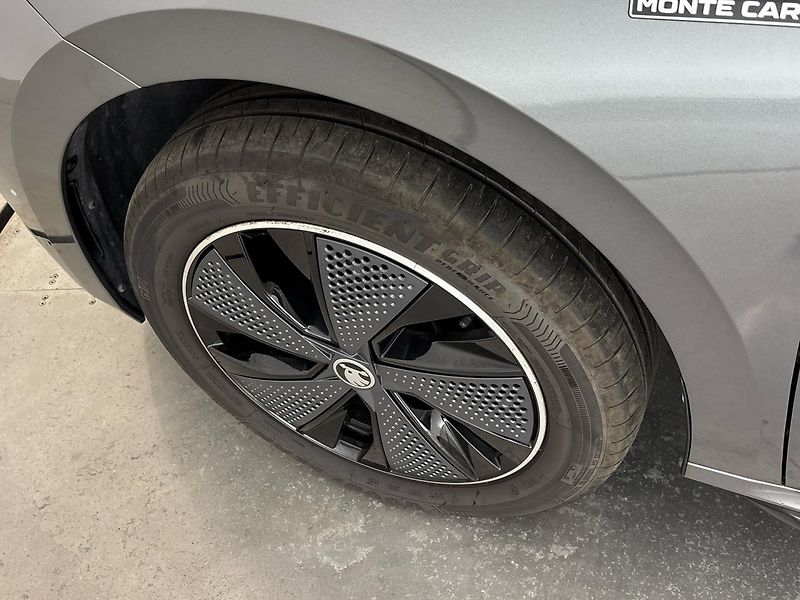 Škoda Kamiq Monte Carlo - fotka 27 z 27