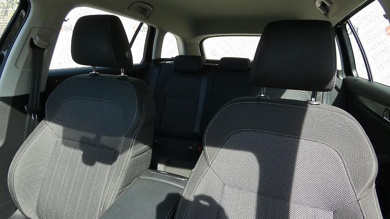 Škoda Superb Combi 2,0 TDI DSG Style - fotka 7 z 24