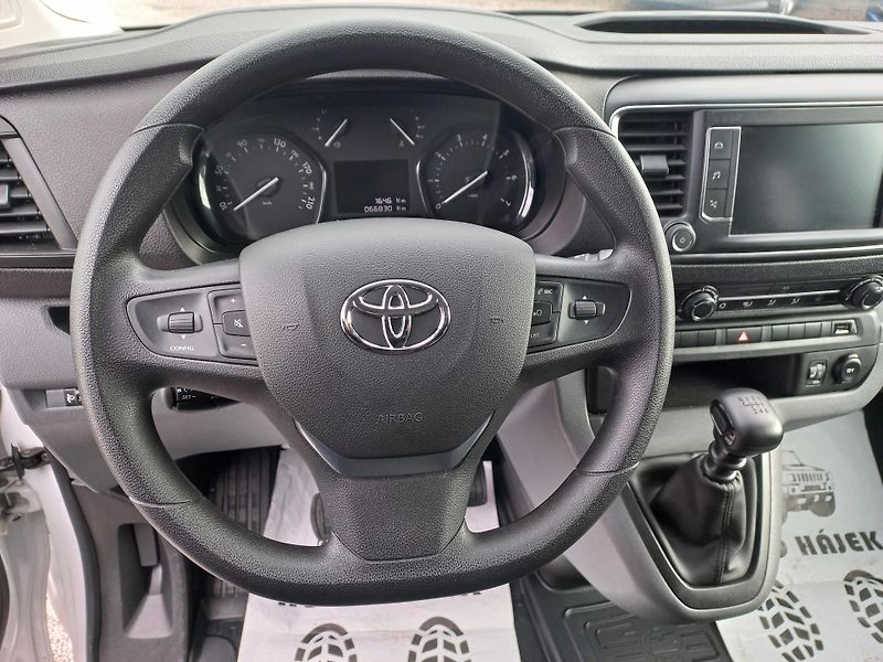 Toyota ProAce (2023) 2.0D-4D 106kW L2 9-míst ČR DPH - fotka 15 z 18