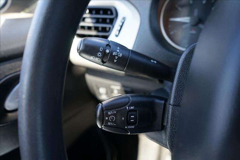 Citroën C-Elysée 1,2 PureTech  Feel - fotka 18 z 22