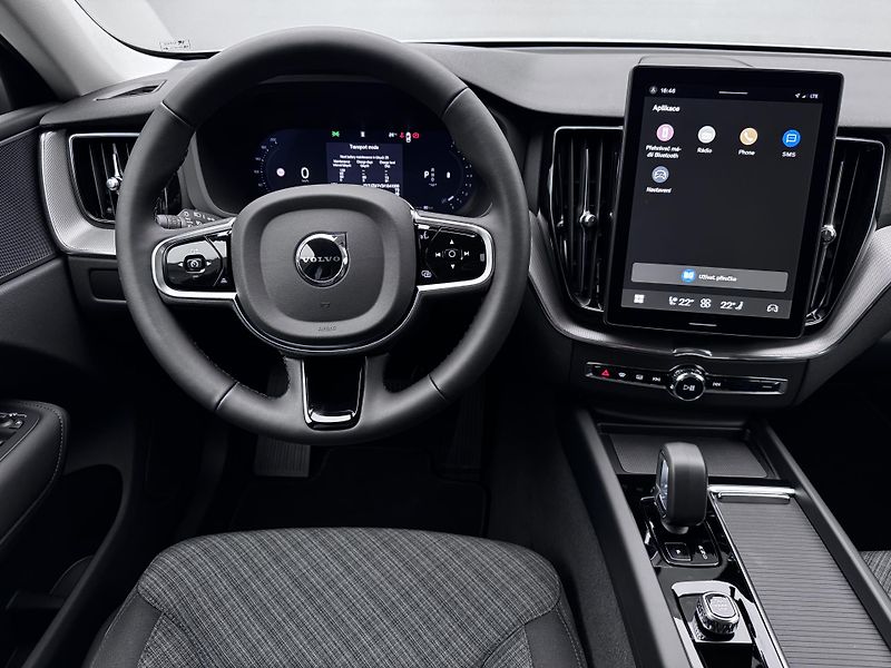 Volvo XC60 (2026)  B5 AWD AUT ESSENTIAL - fotka 4 z 20