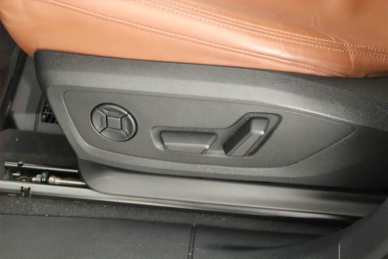 Audi Q3 (2021) Advanced 45 TFSI - fotka 16 z 18