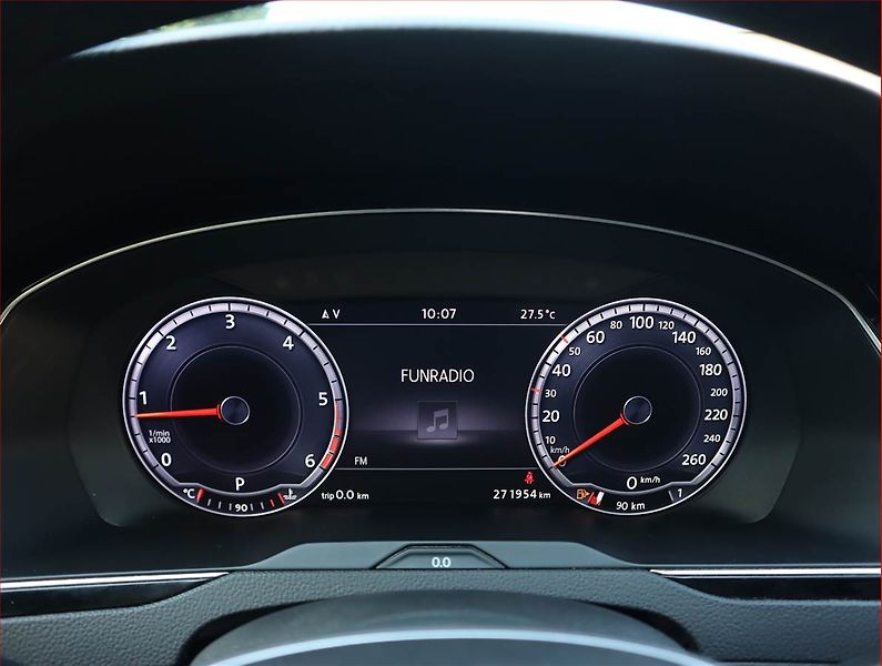 Volkswagen Passat (2016) 2.0 TDI, 4X4, Automat, Kůže - fotka 11 z 22
