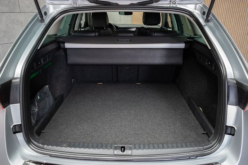 Škoda Octavia 1.5 G-TEC*KAMERA*ACC*DSG*DPH* - fotka 41 z 43