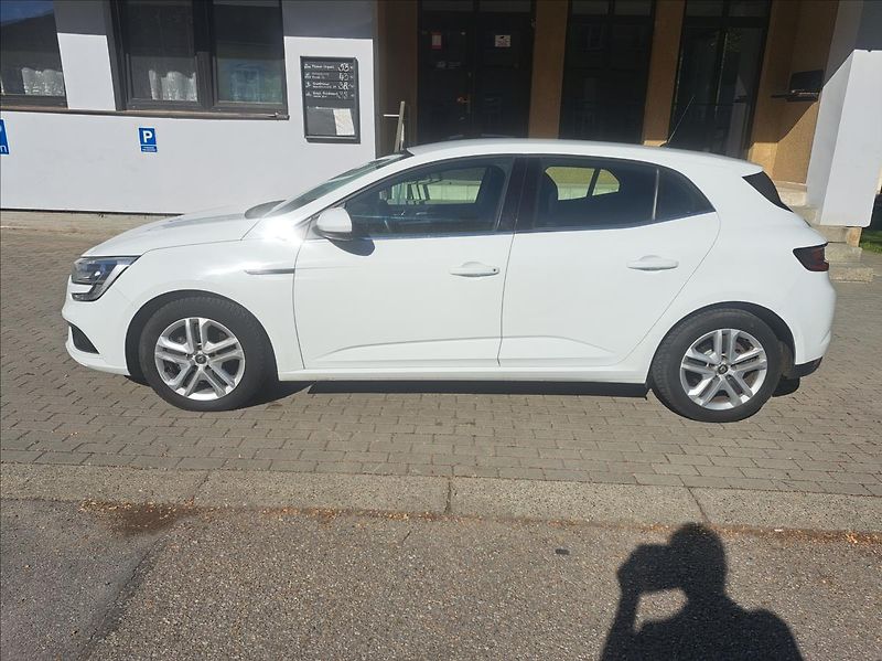 Renault Mégane 1,5 dCi - fotka 5 z 41