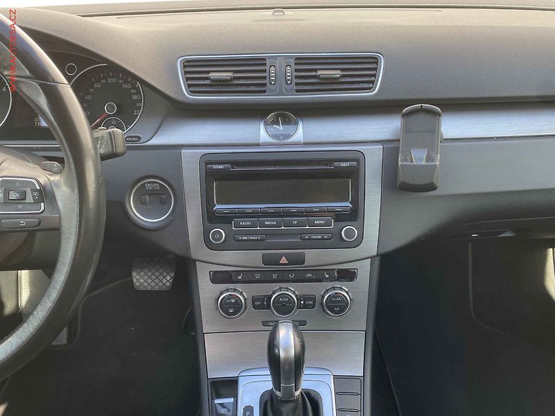 Volkswagen Passat (2014) 2.0 TDi, Comfortline, DSG, TZ - fotka 12 z 16