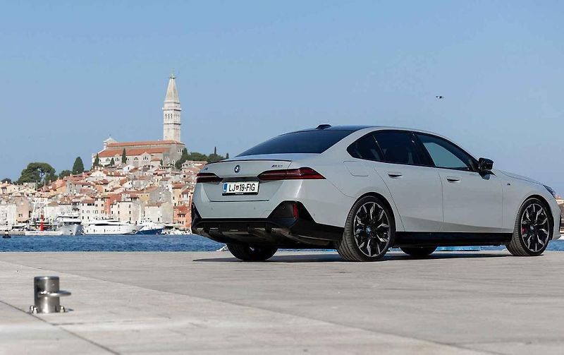 Nové BMW je stále výborné auto pro nadšené řidiče
