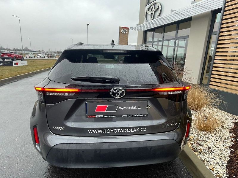 Toyota Yaris Cross 1.5 Hybrid 130k FWD Style - fotka 5 z 28