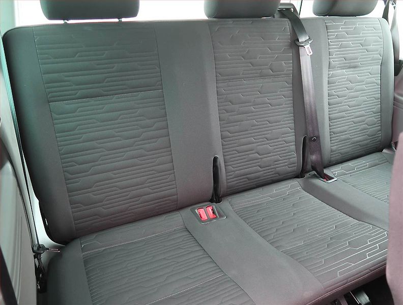 Volkswagen Caravelle (2021) Comfortline 2.0 TDI, ČR - fotka 14 z 15