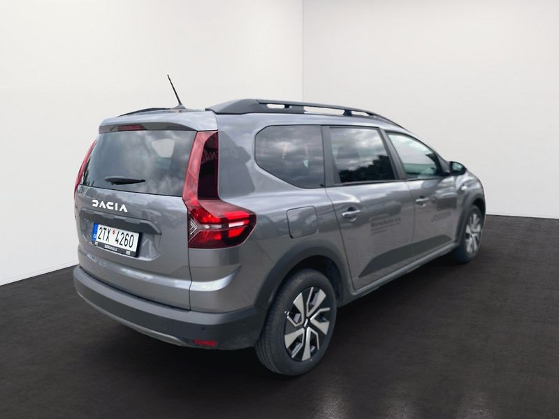 Dacia Jogger (2025) Expression Eco-G 100 7 míst - fotka 4 z 19