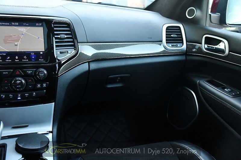 Jeep Grand Cherokee 6.2 V8 TRACKHAWK ČR 1M - fotka 22 z 49