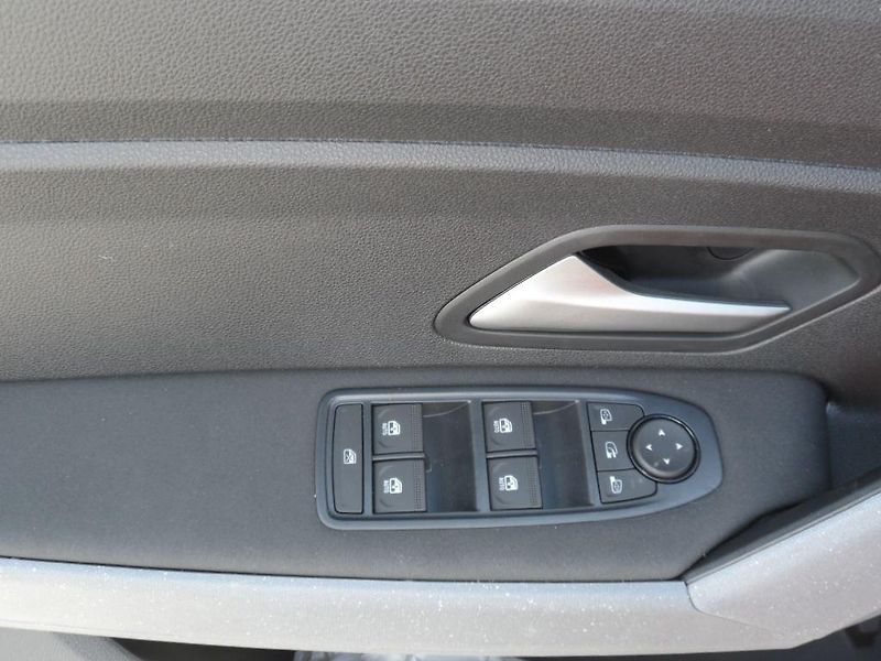 Dacia Duster (2026) Journey hybrid 155      - fotka 4 z 5