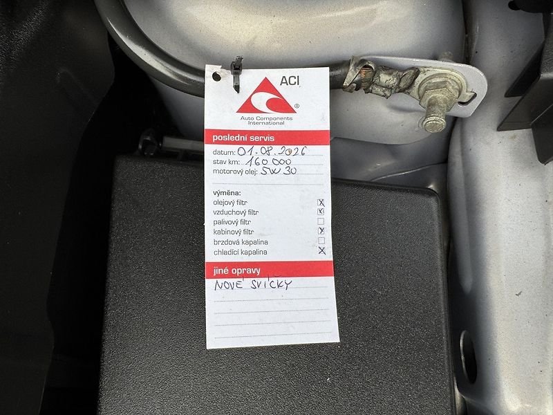 Ford Focus (2011) 1.6Ti-VCT Klima Parkování - fotka 33 z 48