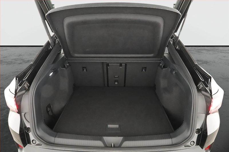 Volkswagen ID.5 (2025) GTX (82 kWh), SoH 99% - fotka 11 z 25