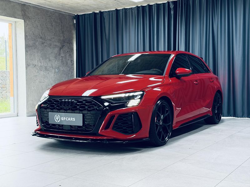 Audi RS 3 (2022) TFSI*SPORTBACK*CERAMIC*CARBON - fotka 3 z 40