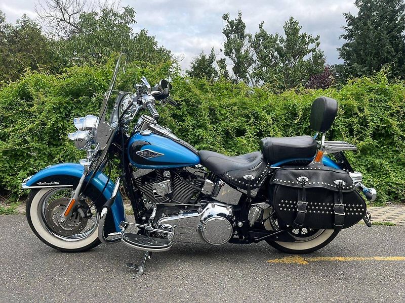 Harley-Davidson FLSTC Heritage Softail Classic (2011) - fotka 5 z 16