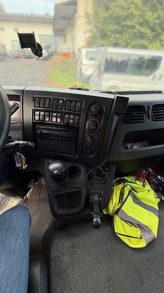 Renault Ostatní (2016) 12t plato 8.8m Eur6 automat  - fotka 9 z 10