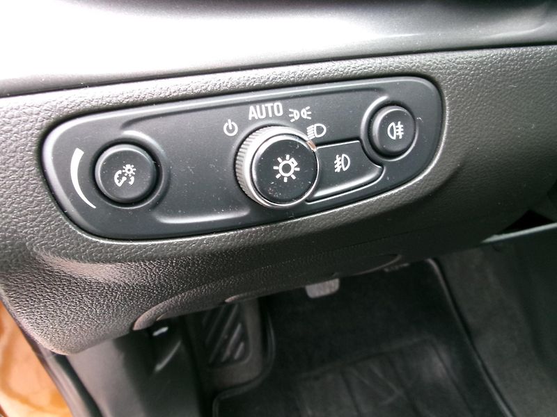 Opel Mokka (2017) 1,6CDTi NAVI 4x4 TEMP BT CAM - fotka 26 z 29