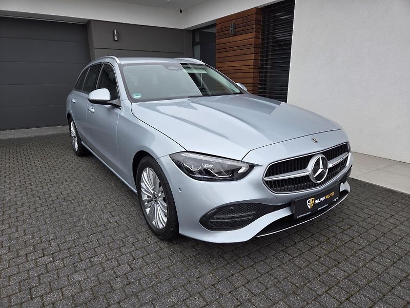 Mercedes-Benz Třídy C 200d Touring MATRIX ACC - fotka 4 z 50