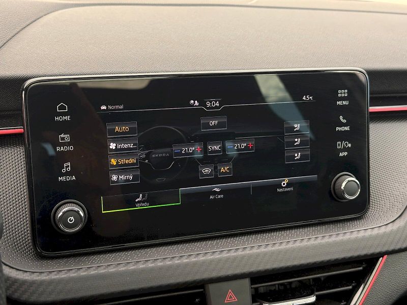 Škoda Scala (2025) 1.0 TSI 85 kW DSG Monte Carlo - fotka 19 z 22